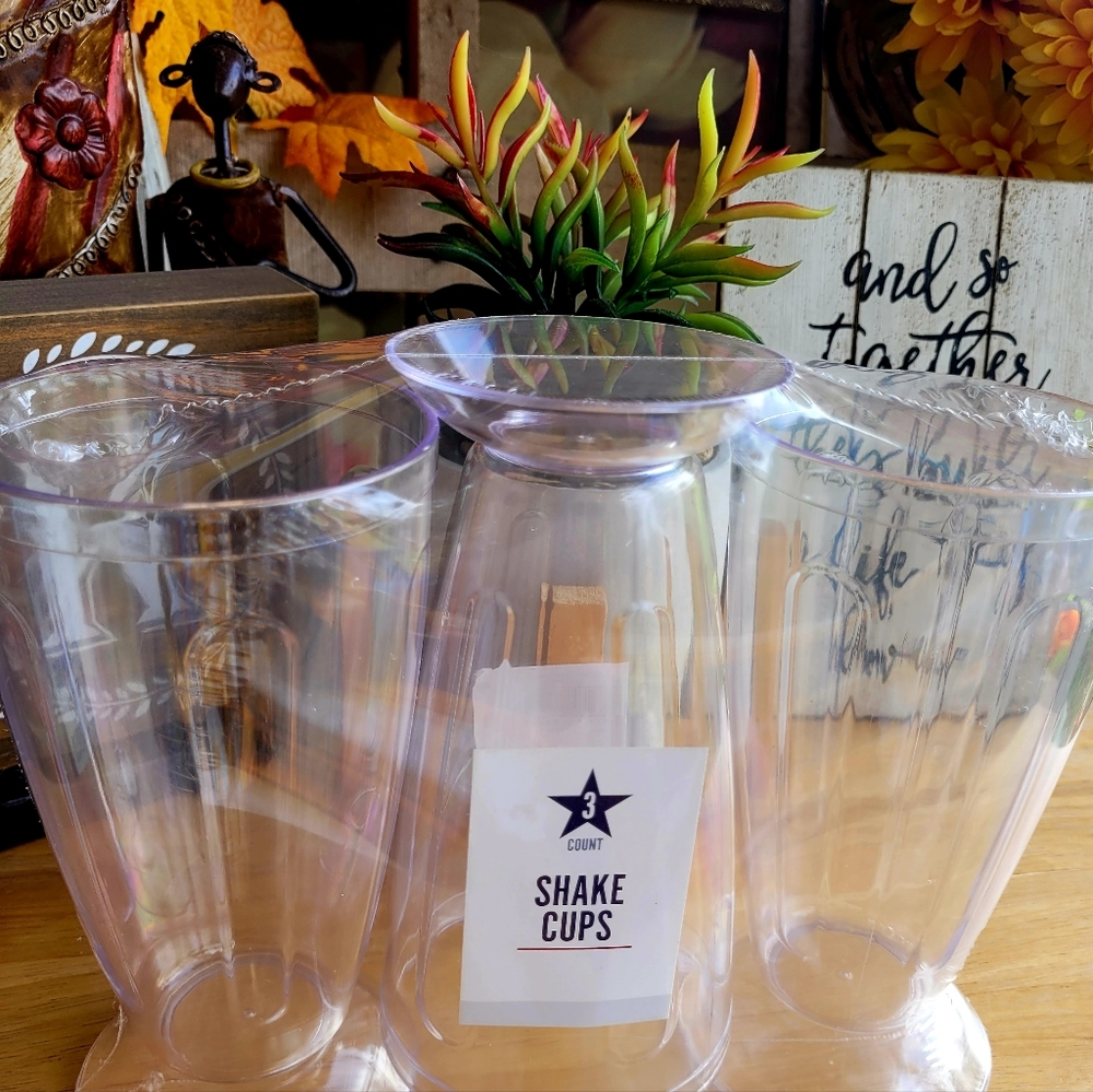 Shake Cups - Picture 5 of 6